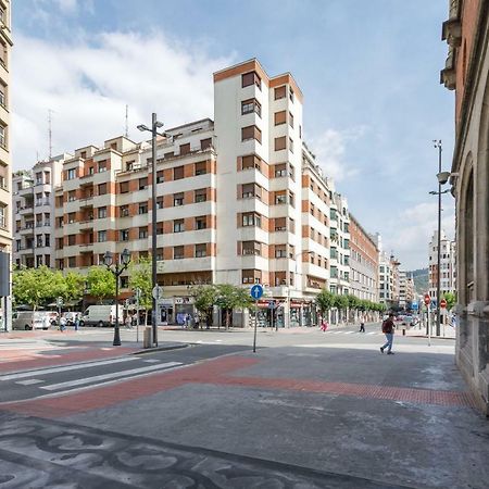 Urban Rooms Habitaciones Con Wifi Y Smart Tv Bilbao Exterior photo